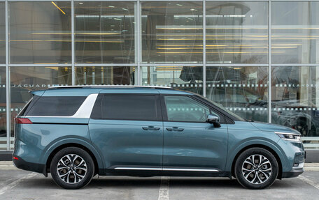 KIA Carnival, 2021 год, 3 500 000 рублей, 6 фотография