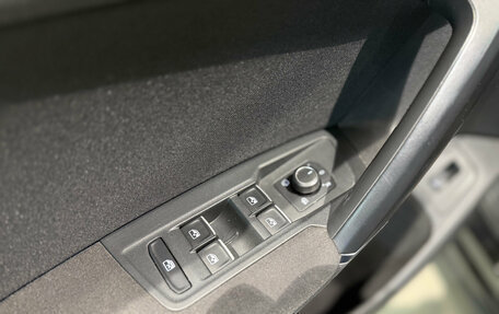 Volkswagen Tiguan II, 2018 год, 2 070 000 рублей, 10 фотография