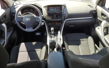 Mitsubishi Eclipse Cross, 2021 год, 1 900 000 рублей, 9 фотография