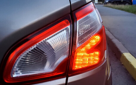 Nissan Qashqai, 2010 год, 925 000 рублей, 10 фотография