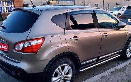 Nissan Qashqai, 2010 год, 925 000 рублей, 2 фотография