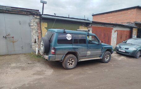 Mitsubishi Pajero III рестайлинг, 1998 год, 650 000 рублей, 2 фотография