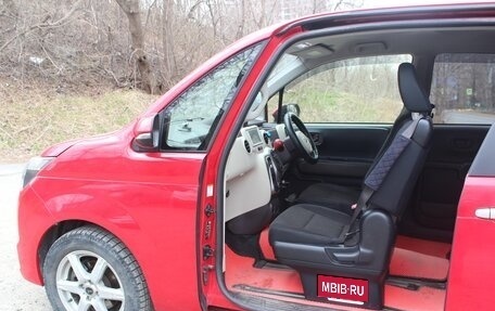 Toyota Spade, 2016 год, 850 000 рублей, 11 фотография