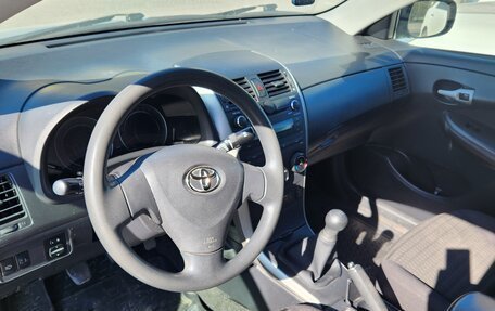 Toyota Corolla, 2006 год, 700 000 рублей, 3 фотография