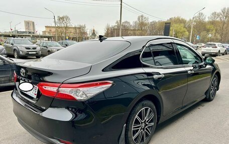 Toyota Camry, 2021 год, 3 000 000 рублей, 5 фотография