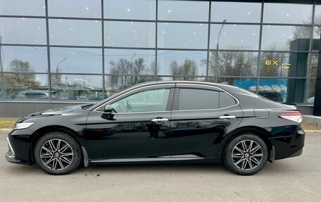 Toyota Camry, 2021 год, 3 000 000 рублей, 2 фотография