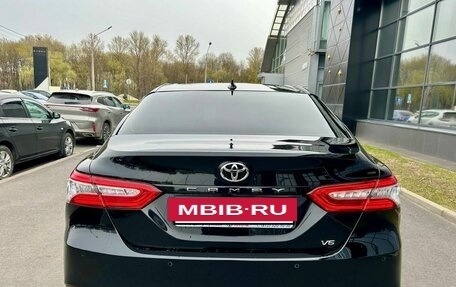 Toyota Camry, 2021 год, 3 000 000 рублей, 4 фотография