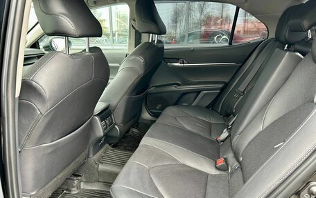 Toyota Camry, 2021 год, 3 000 000 рублей, 8 фотография