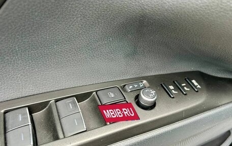 Toyota Camry, 2021 год, 3 000 000 рублей, 11 фотография