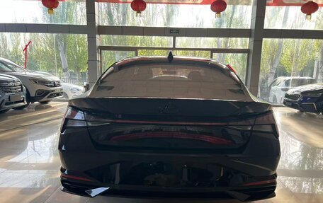 Hyundai Elantra, 2023 год, 1 014 000 рублей, 4 фотография