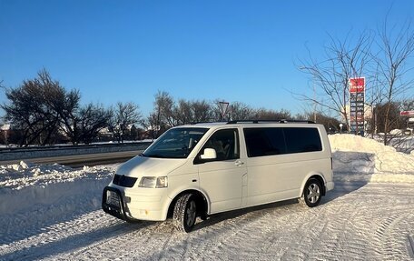 Volkswagen Transporter T5 рестайлинг, 2004 год, 1 800 000 рублей, 1 фотография