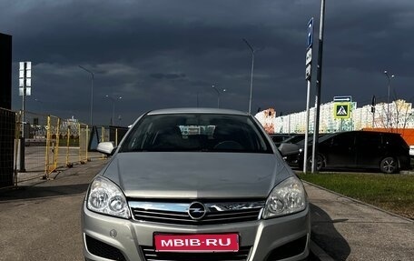 Opel Astra H, 2008 год, 470 000 рублей, 1 фотография