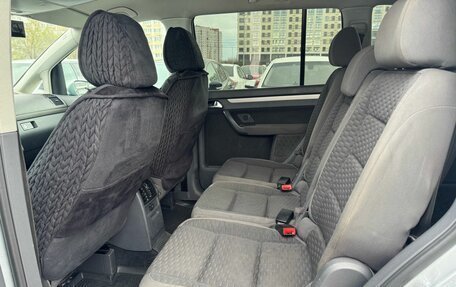 Volkswagen Touran III, 2007 год, 599 000 рублей, 10 фотография