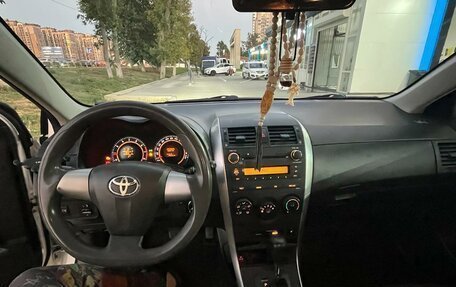 Toyota Corolla, 2010 год, 900 000 рублей, 29 фотография