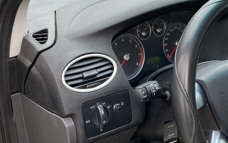 Ford Focus II рестайлинг, 2007 год, 460 000 рублей, 24 фотография