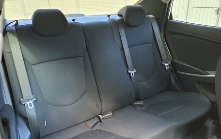 Hyundai Solaris II рестайлинг, 2013 год, 910 000 рублей, 9 фотография