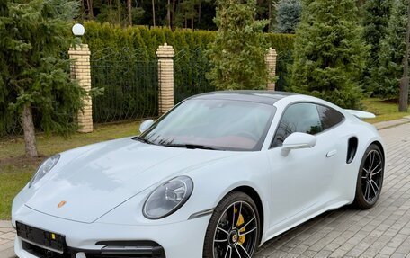 Porsche 911, 2023 год, 27 900 000 рублей, 2 фотография