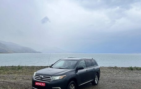 Toyota Highlander III, 2011 год, 1 750 000 рублей, 1 фотография