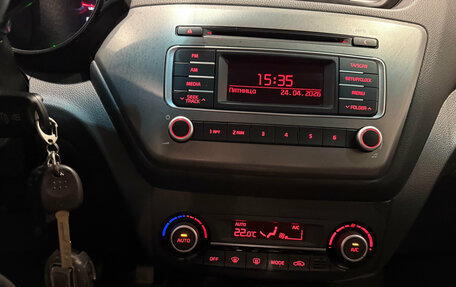 KIA Rio III рестайлинг, 2016 год, 950 000 рублей, 14 фотография