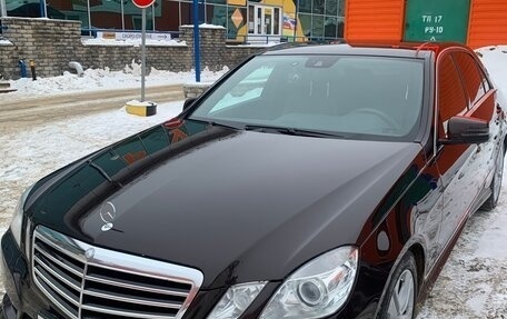 Mercedes-Benz E-Класс, 2011 год, 1 900 000 рублей, 20 фотография