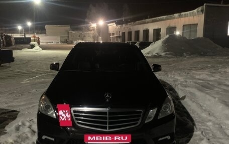 Mercedes-Benz E-Класс, 2011 год, 1 900 000 рублей, 23 фотография