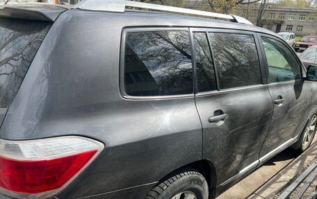 Toyota Highlander III, 2011 год, 1 750 000 рублей, 13 фотография