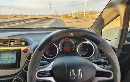 Honda Fit III, 2013 год, 840 000 рублей, 3 фотография