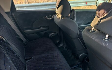 Honda Fit III, 2013 год, 840 000 рублей, 6 фотография