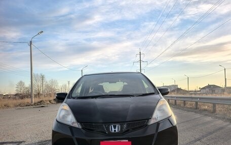Honda Fit III, 2013 год, 840 000 рублей, 11 фотография
