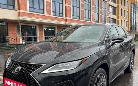 Lexus RX IV рестайлинг, 2021 год, 6 100 000 рублей, 5 фотография