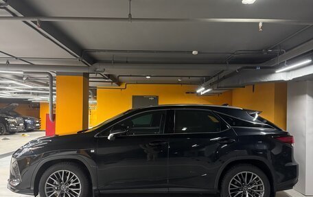 Lexus RX IV рестайлинг, 2021 год, 6 100 000 рублей, 17 фотография