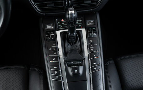 Porsche Macan I рестайлинг, 2019 год, 4 190 000 рублей, 15 фотография