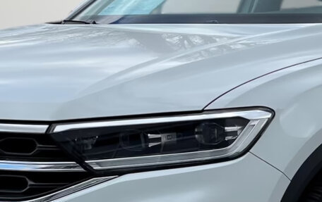 Volkswagen T-Roc I, 2023 год, 2 237 861 рублей, 5 фотография