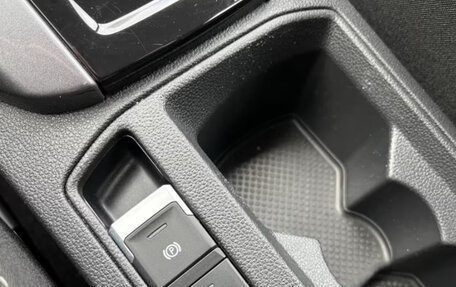 Volkswagen T-Roc I, 2023 год, 2 237 861 рублей, 18 фотография