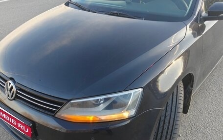 Volkswagen Jetta VI, 2012 год, 849 000 рублей, 2 фотография