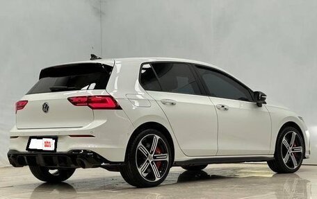 Volkswagen Golf VIII, 2022 год, 2 070 000 рублей, 8 фотография