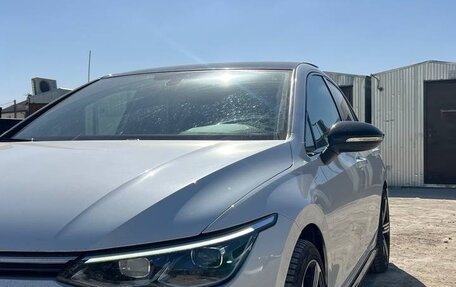 Volkswagen Golf VIII, 2022 год, 2 070 000 рублей, 14 фотография