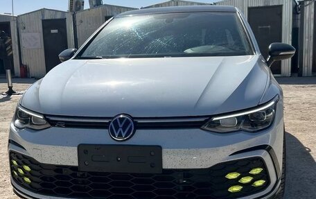 Volkswagen Golf VIII, 2022 год, 2 070 000 рублей, 16 фотография