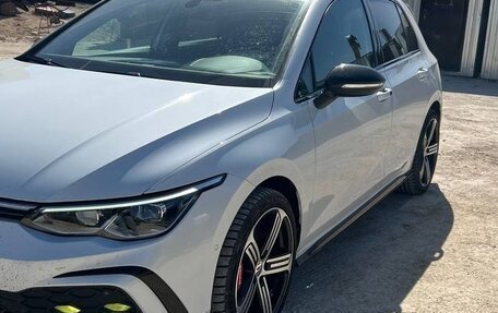 Volkswagen Golf VIII, 2022 год, 2 070 000 рублей, 18 фотография