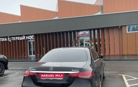 Mercedes-Benz E-Класс, 2022 год, 5 300 000 рублей, 3 фотография