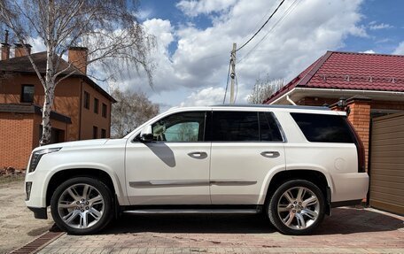 Cadillac Escalade IV, 2016 год, 4 890 000 рублей, 2 фотография