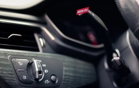 Audi A4, 2018 год, 3 400 000 рублей, 12 фотография