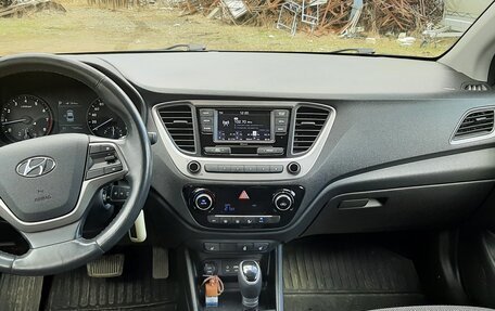 Hyundai Solaris II рестайлинг, 2018 год, 1 450 000 рублей, 6 фотография