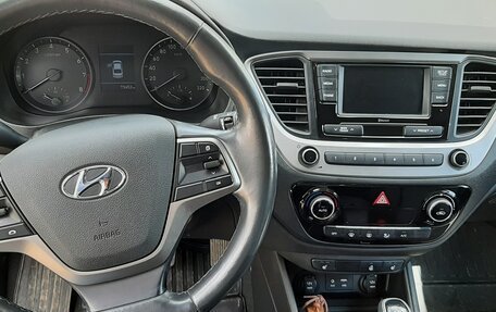 Hyundai Solaris II рестайлинг, 2018 год, 1 450 000 рублей, 7 фотография