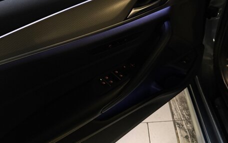 BMW 5 серия, 2018 год, 3 850 000 рублей, 5 фотография