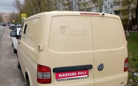 Volkswagen Transporter T5 рестайлинг, 2011 год, 750 000 рублей, 4 фотография