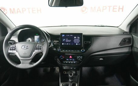 Hyundai Solaris II рестайлинг, 2021 год, 1 519 000 рублей, 15 фотография