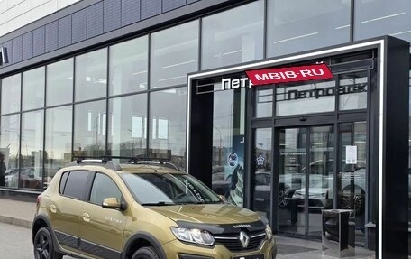 Renault Sandero II рестайлинг, 2016 год, 880 000 рублей, 1 фотография