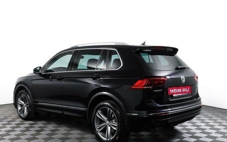 Volkswagen Tiguan II, 2017 год, 2 490 000 рублей, 7 фотография