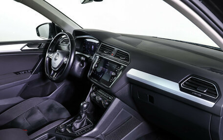 Volkswagen Tiguan II, 2017 год, 2 490 000 рублей, 11 фотография